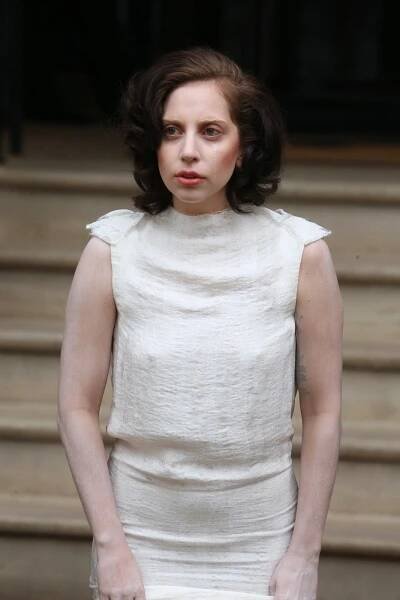 Když Lady Gaga vypadá jako žena: Příjemný nezvyk