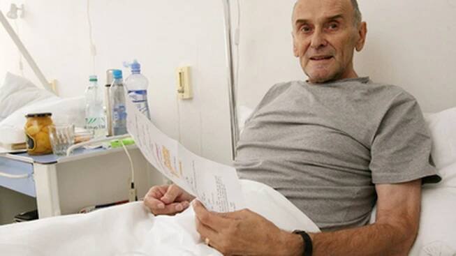 Ministr z filmu Byl jednou jeden polda Václav Mareš (68) - Těžká operace!