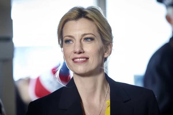 Claire Goose