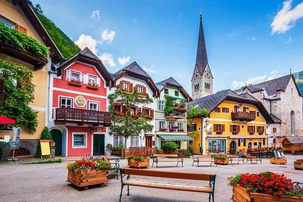 Hallstatt a solné doly. Užijte si dovolenou v Rakousku | Slevomat.cz