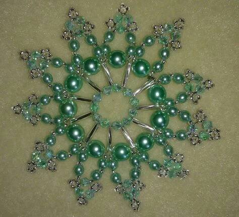 DIY Beaded Ornaments | Green and Silver Brooch