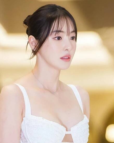 Top 10 Korean Plastic Surgery Goddesses: Park Min-young at the Bottom, While the No.1 Beauty Has Shined for 22 Years - KbizoOm