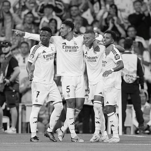 Pin de just_3v4... en Guardado rápido en 2025 | Futbol, Jugadores de fútbol, Equipo real madrid