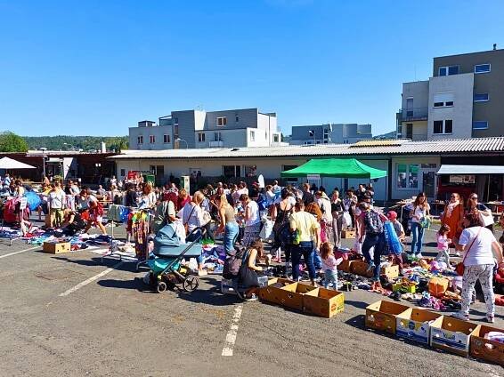 Berounské kasárny ožily sousedským festivalem | Knihovna Beroun