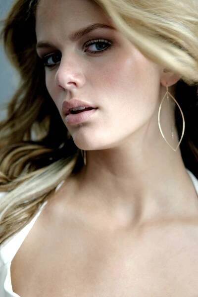 Digitalminx.com - Models - Brooklyn Decker - Page 1