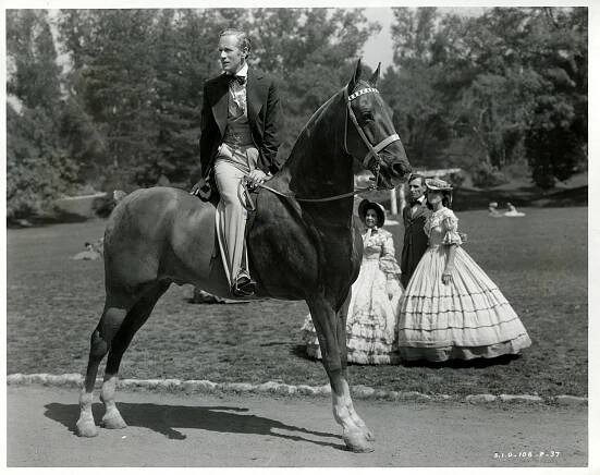 Leslie Howard 3