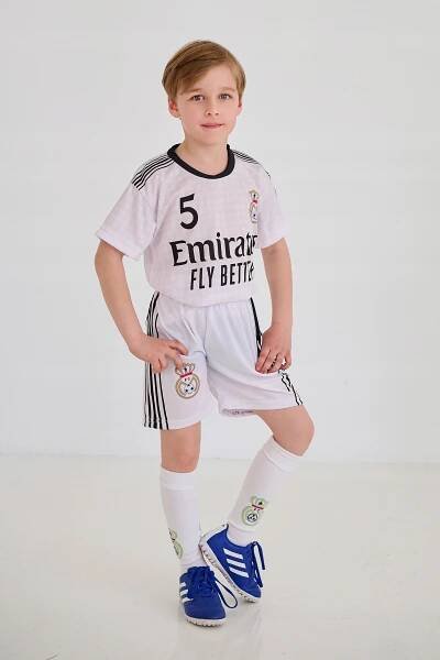 BELLINGHAM Real Madrid FOTBALOVÉ OBLEČENÍ Komplet TRIČKO + KRAŤASY + ŠTULPNY 110 Značka ostatní