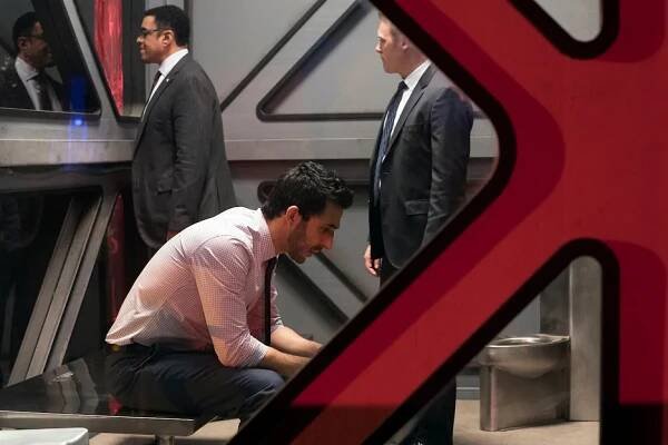 Černá listina - Robert Diaz (č. 15) - Z filmu - Harry Lennix, Amir Arison, Diego Klattenhoff