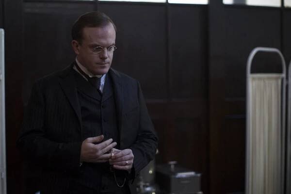 Knick: Doktoři bez hranic - Doneste lano - Z filmu - Jeremy Bobb