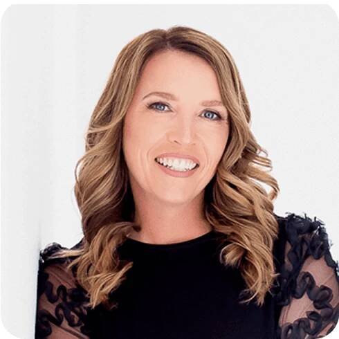 Portrait of Michelle Graham, MSW, RSW, therapist at Ian Robertson Therapy Group.