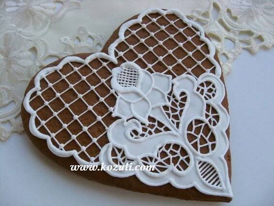 @kozuli_com  // Royal icing lace cookies with VIDEO TUTORIAL  at  www.kozuli.com  Cookie … | Cookies et biscuits, Biscuit de noël, Bricolage de pâques en maternelle