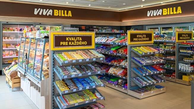 Nákup potravín na benzínke? Schyľuje sa k veľkej expanzii po celom Slovensku (+ porovnanie cien)