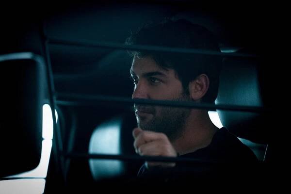 Zoo - Once Upon a Time in the Nest - Z filmu - James Wolk