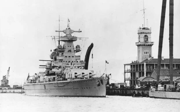 Hitlerův korzár - kapesní bitevní loď Admiral Scheer | SECURITY MAGAZÍN