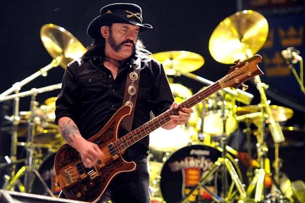 Lemmy Kilmister, the Hard-Living, Jagged Voice of Motörhead, Dies at 70
