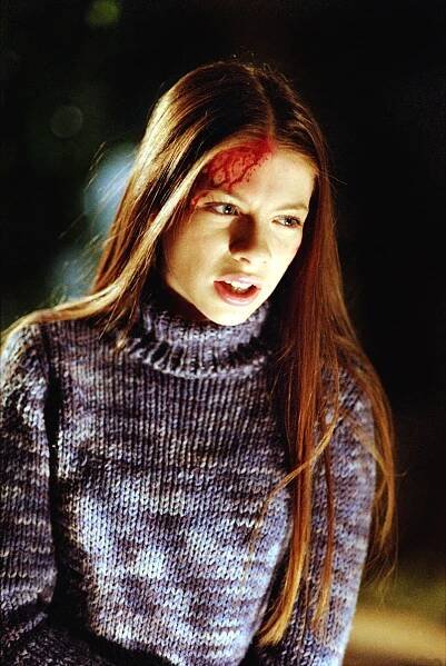 BUFFY THE VAMPIRE SLAYER, Michelle Trachtenberg, (season 7), 1997-2003, TM and Copyright © 20th Century Fox Film Corp. All rights reserved. Courtesy: Everett Collection.