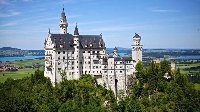 Do zahraničí bez obav. Cestovního pojištění kryje náklady na léčení způsobené koronavirem – Travel Adventure