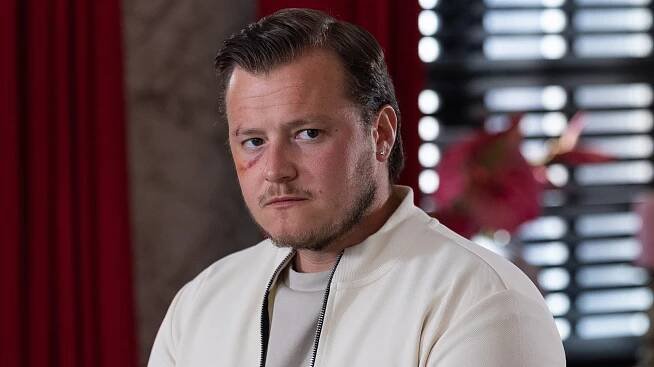 Hollyoaks star Charlie Wernham responds to Robbie's final twist after 12 years