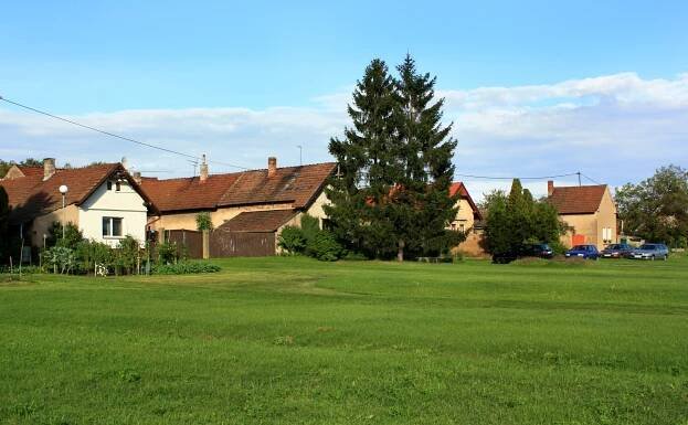 Soubor:Kostomlaty nad Labem, Rozkoš, east part.jpg