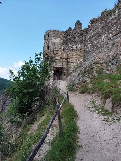 Hrad Šášov