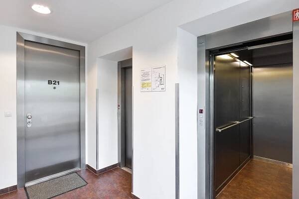 U Sluncové, Karlín - Praha 8 | Prodej, Byt, 4+1, 333 m²