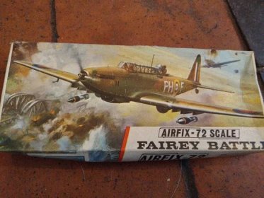 MODELÁŘSTVÍ LETADLO FAIREY BATTLE, 1/72, AIRFIX - Vojenské modely letadel