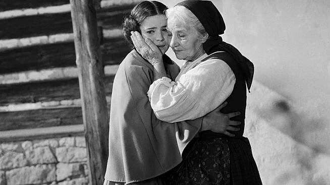 Diskuze - Nejznámější filmová Babička neměla vnoučata ani děti. Jarmila Kurandová (†88) si poprvé zahrála ve filmu až v 56 letech - Super.cz