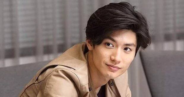 Japonský herec Haruma Miura spáchal pravděpodobně sebevraždu.