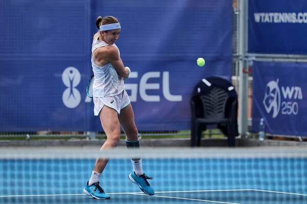 Skvěle, Nikola Bartůňková v Kluži poprvé vyhrála na WTA