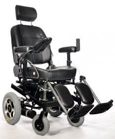 Robustní elektrický invalidní vozík Selvo i4600L