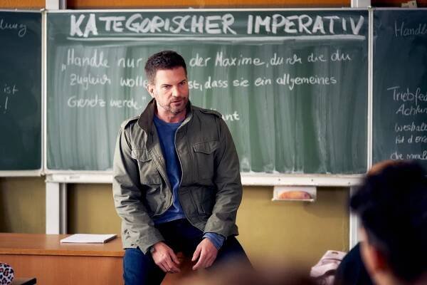 Der Lehrer - David Ritter von der Drogenfahndung (S09E06) (2021)