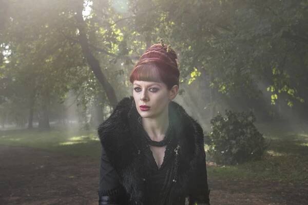 Into the Badlands - Dlaň železného lišáka - Z filmu - Emily Beecham