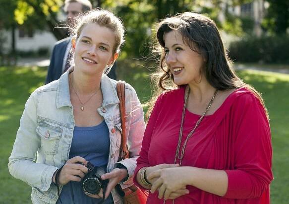 Heiter bis tödlich - Fuchs und Gans - Die Badende - Z filmu - Mira Bartuschek, Stephanie Kämmer