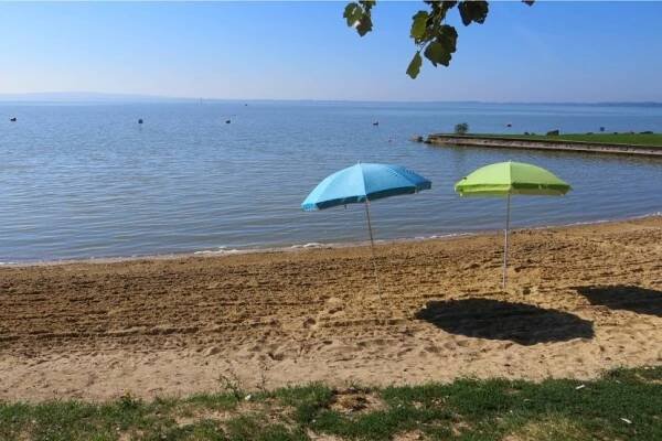 Pláž u jezera Balaton