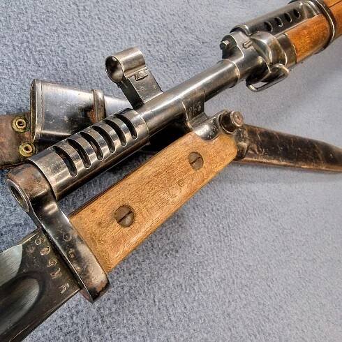 Komplet! SVT-38 plus bajonet - Wanax.cz