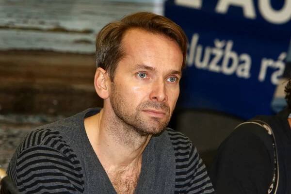 Herec Jan Révai slaví padesáté narozeniny. 