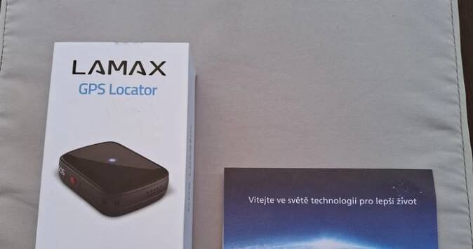 GPS Tracker Lamax a SIM karta, to je vše, co k ohlídání vašeho mazlíčka potřebujete.