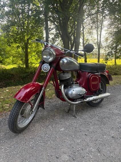 Jawa 250/559 panelka