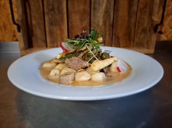 BISTRO – Bistro Cobliha – Restaurace rodinného stylu