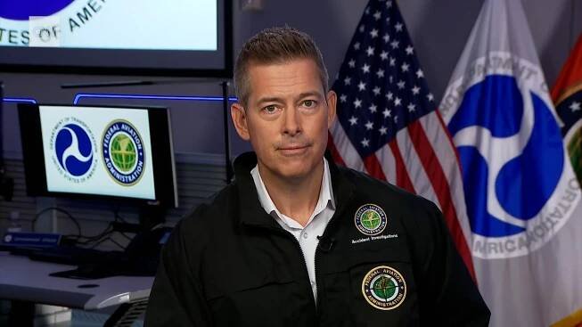 Jake Tapper asks transportation secretary if DEI was at all related to DC plane collision