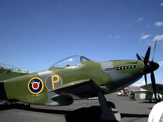 Soubor:Martin-Baker M.B.5 replica.jpg – Wikipedie