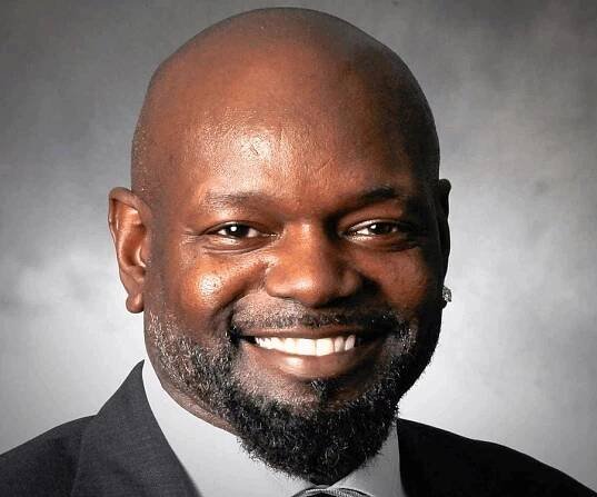 Emmitt Smith Biography - Facts, Childhood, Family Life & Achievements