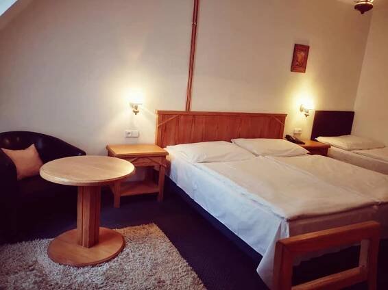 Hotel Ennius - Klatovy » Dovolená v ČR – eUbytko.cz