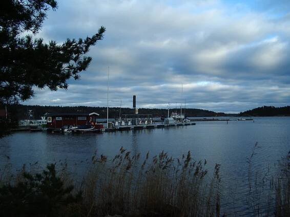 Stockholm and beyond: November 2007 Archives