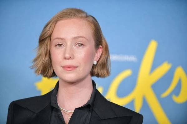 Hannah Einbinder Net Worth