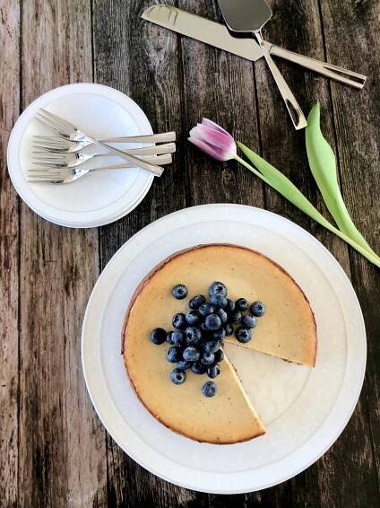 Vanilkový ricotta cheesecake s čučoriedkami - Kitchen Love