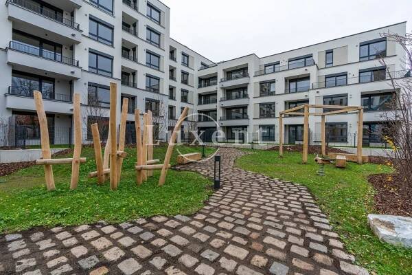 Pronájem bytu 2+kk/T/GS/S, 61 m2, Praha 4 - Nusle | Luxent