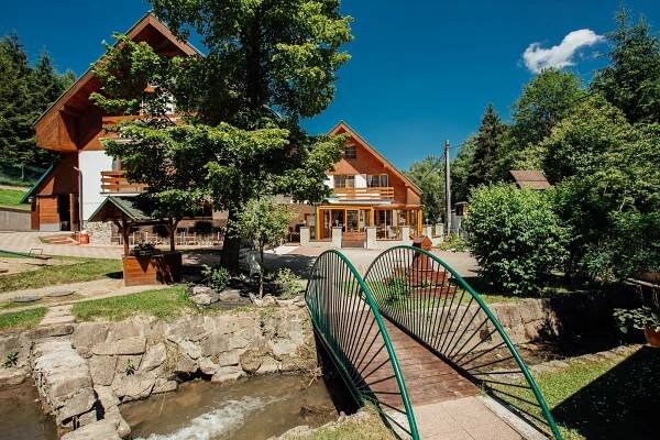 Rodinná dovolená na Slovensku: polopenze, sauna, bazén i vyžití pro děti