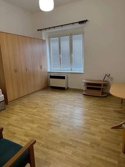 Pronájem garsonky Praha 8, Křižíkova, 10 000 Kč/měs