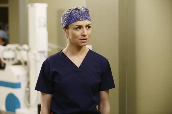 Chirurgové - Vzdálenost - Z filmu - Caterina Scorsone